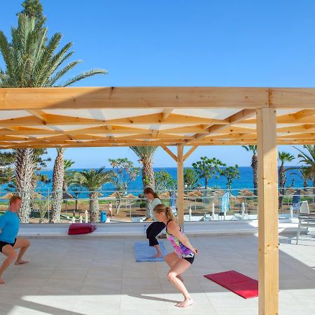 Nausicaa Beach Hotell Protaras Exteriör bild