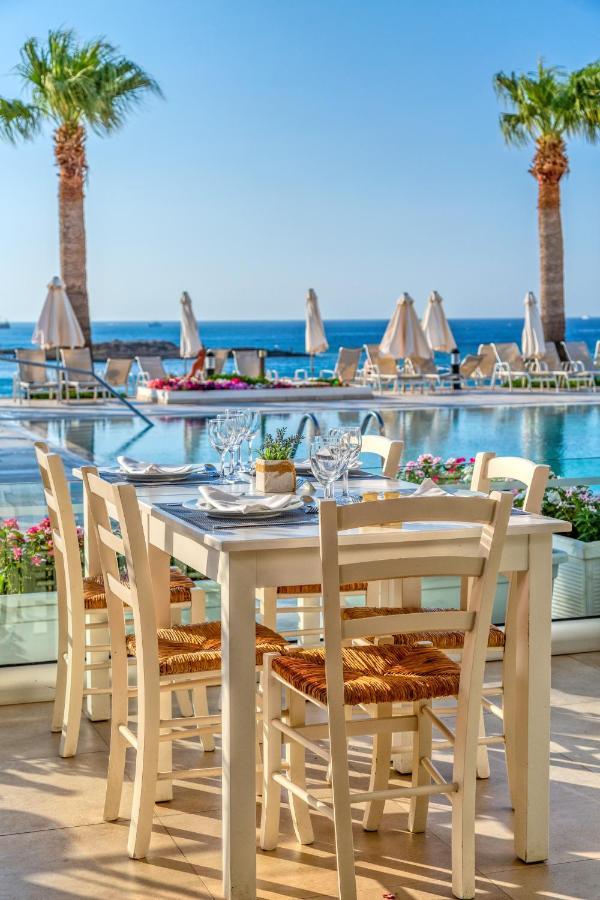 Nausicaa Beach Hotell Protaras Exteriör bild
