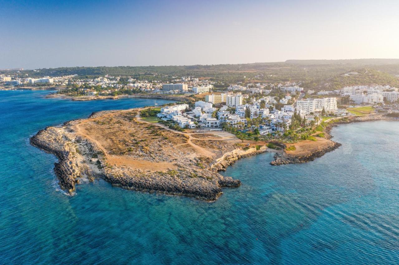 Nausicaa Beach Hotell Protaras Exteriör bild